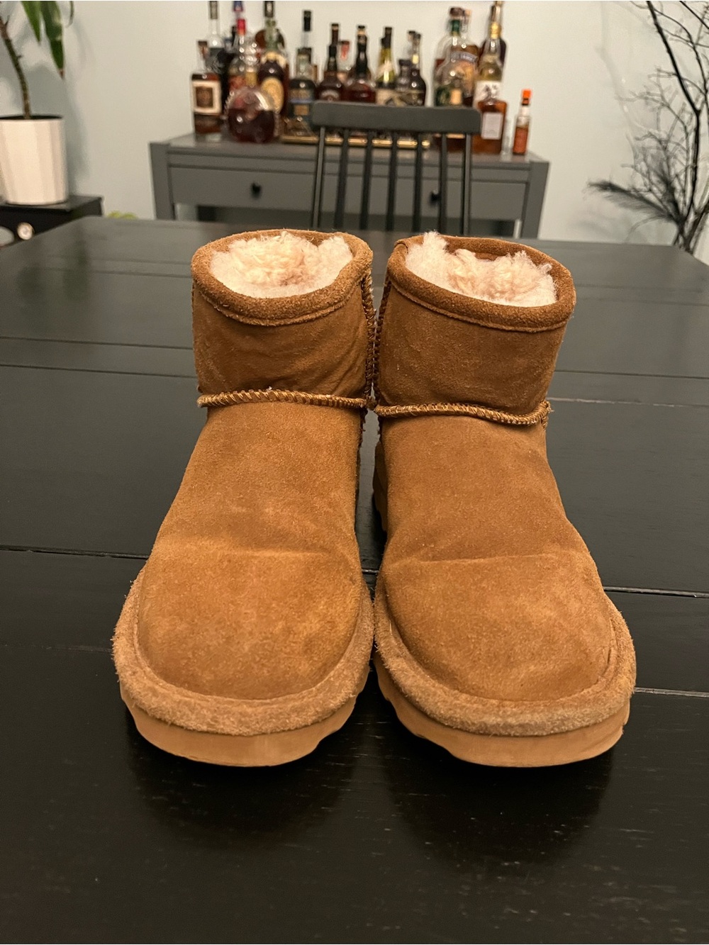 dearfoams Kids Suede Shearling-Lined Boot in Chestnut